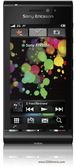 Sony Ericsson's K810 and K550 Cybershot phones: slim 3.2 and 2.0 megapixel  shooters