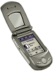 Motorola A760
GSM 900 / 1800
100 x 53 x 21 mm, 100 cc
Camera CIF, 352 x 288 pixels, video
Linux