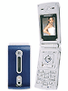 Motorola V690
GSM 900 / 1800 / 1900
90 x 47 x 23 mm, 80 cc
Camera VGA, 640x480 pixels, flash